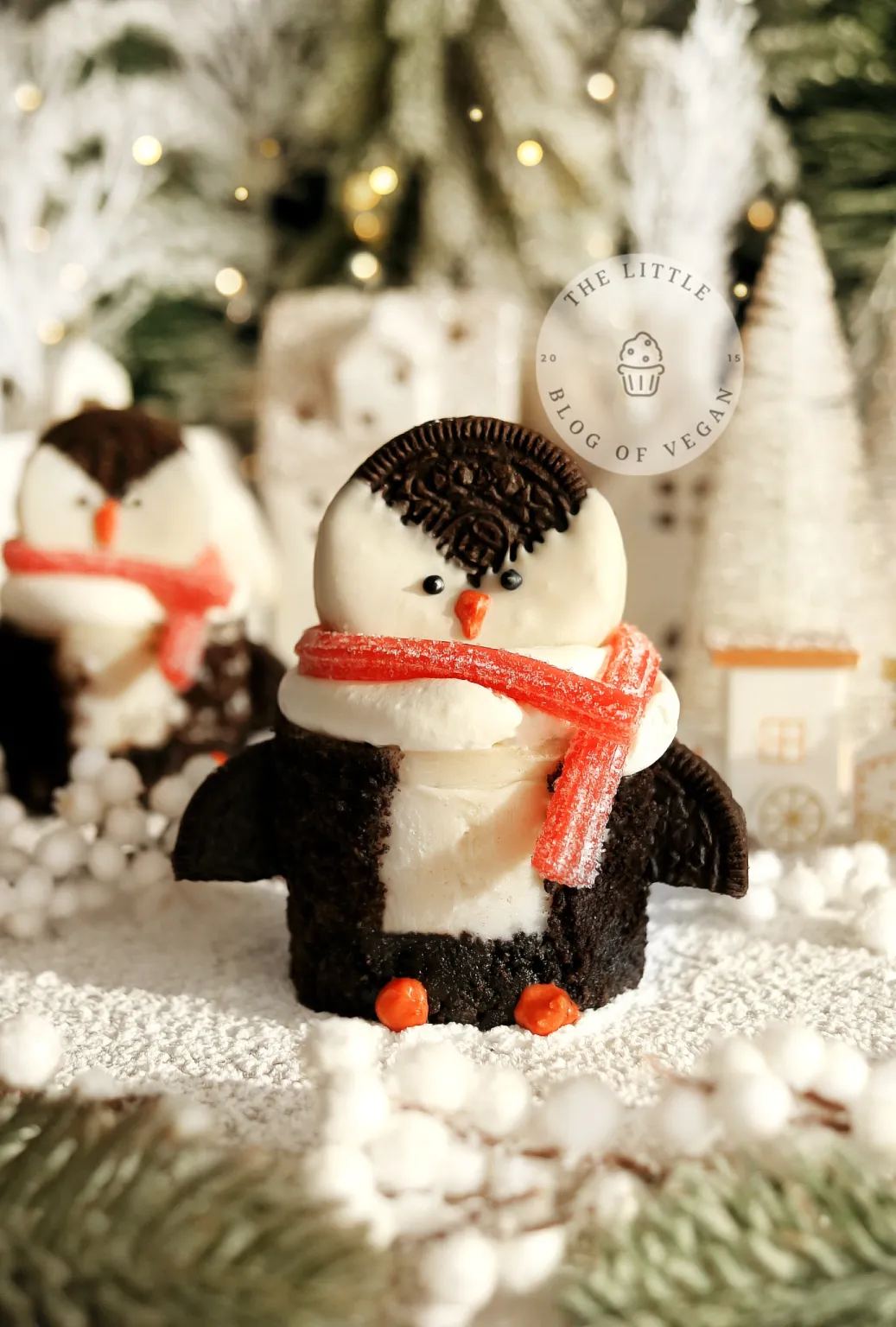 Mini No-Bake Penguin Cheesecakes