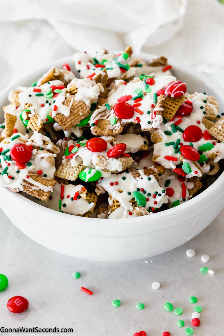 Super Easy Christmas Chex Mix